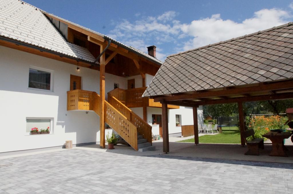 Apartments Markez Бохінь Екстер'єр фото